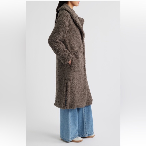 BCBG Notch Colar faux shearling grey long teddy coat size large - Picture 4 of 8